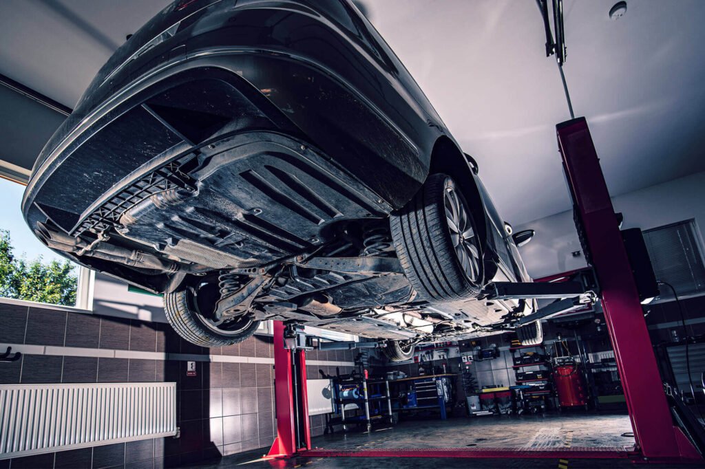lifted-car-in-garage-2021-08-28-20-05-21-utc-1024×682-1