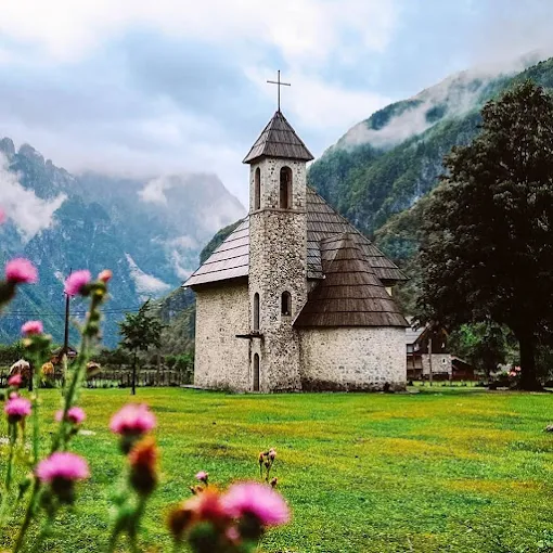 106290987_1554121861416279_6140519709308163541_o