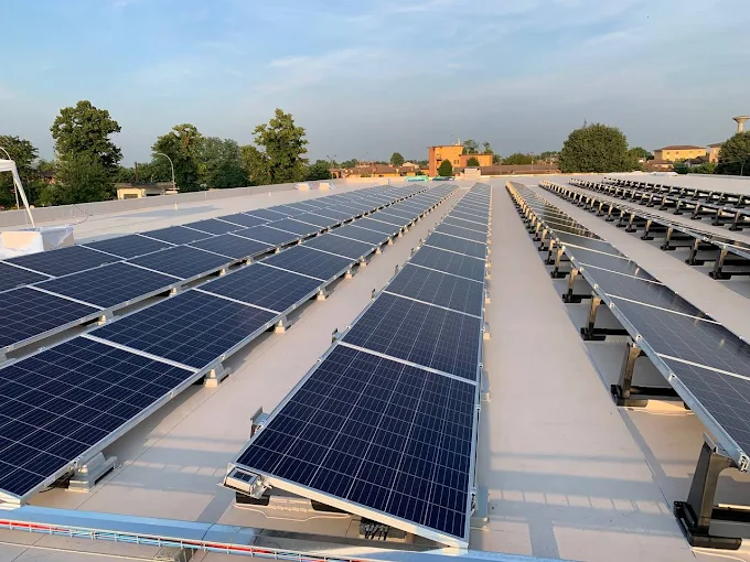 photo5859338962848560966